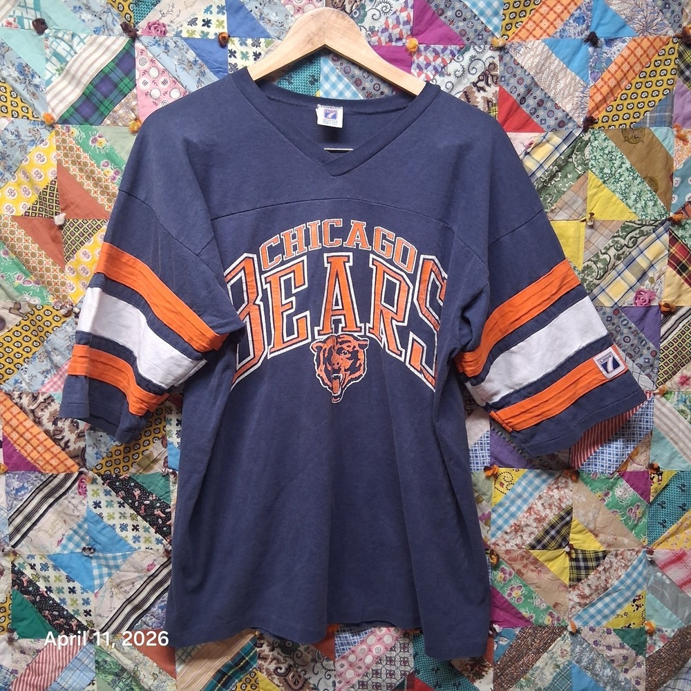 Vintage 90s Chicago Bears Jersey Style T Shirt by‎ Logo 7 Large Layered Sleeve